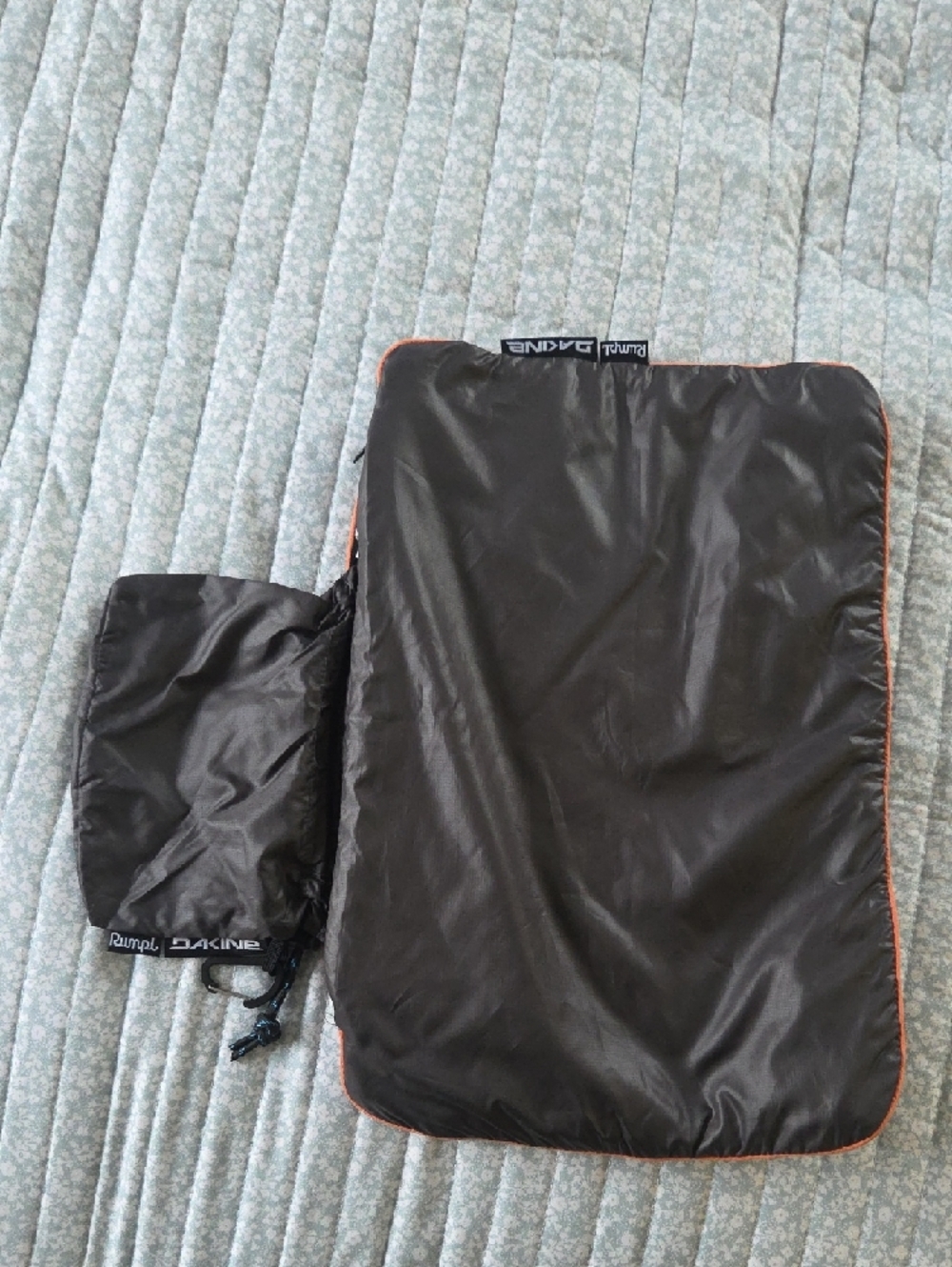 Rumpl x Dakine Small Stuffable Pillow Case - Picture 2 of 7